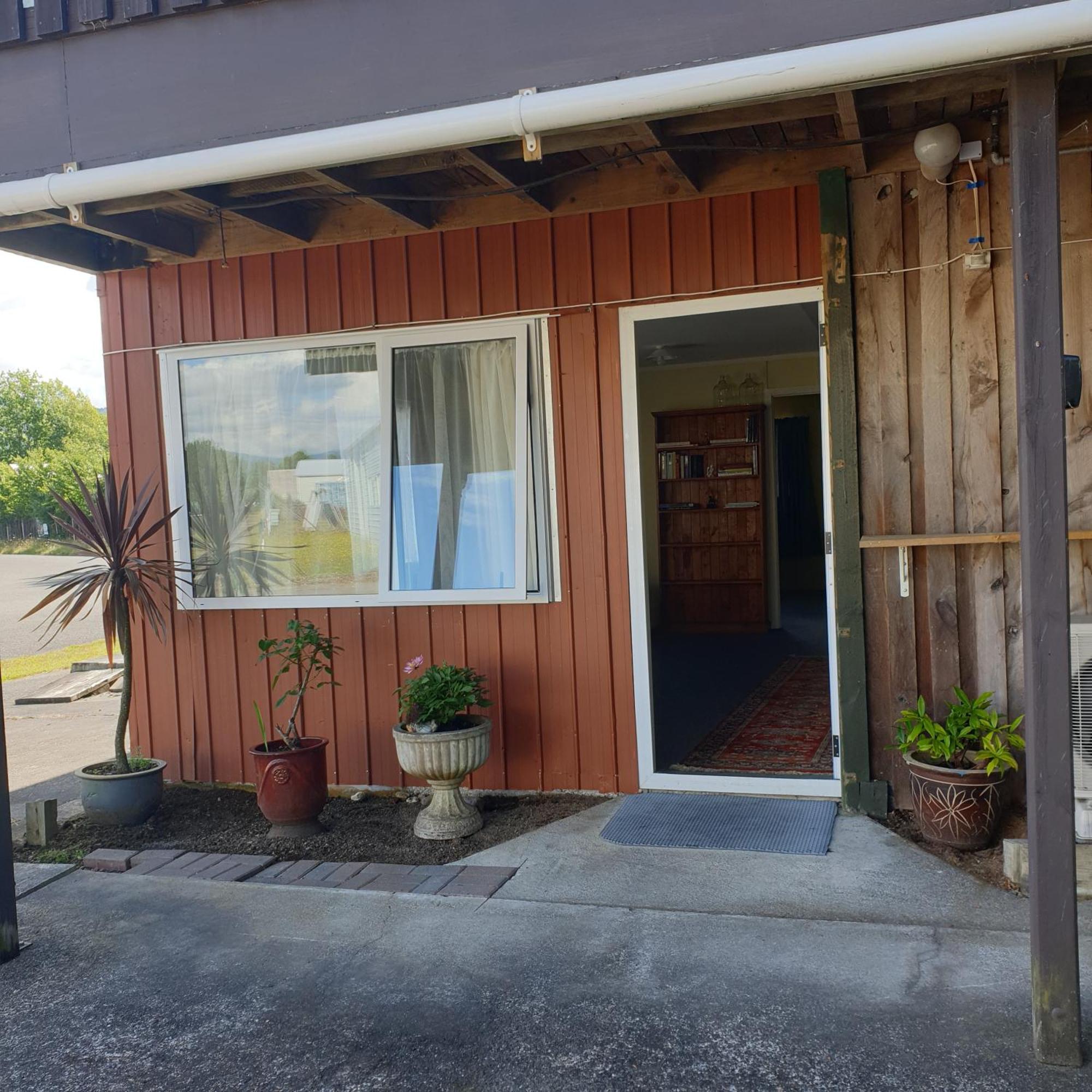 The Redbarn Villa Turangi Ngoại thất bức ảnh